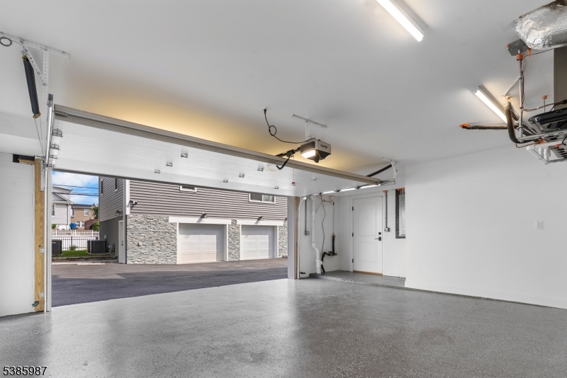 The Estates at 5th Avenue - Residential