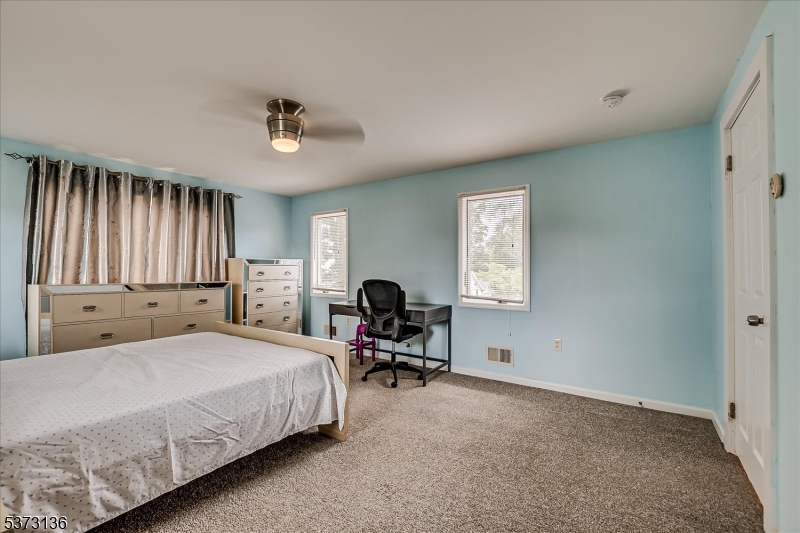 South Plainfield Boro, New Jersey 07080, United States, 3 Bedrooms Bedrooms, ,2 BathroomsBathrooms,Residential,Active,177376