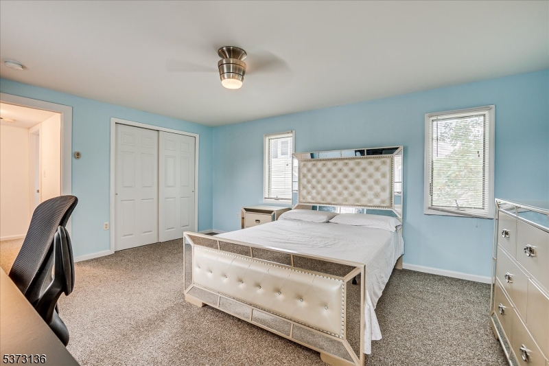 South Plainfield Boro, New Jersey 07080, United States, 3 Bedrooms Bedrooms, ,2 BathroomsBathrooms,Residential,Active,177376