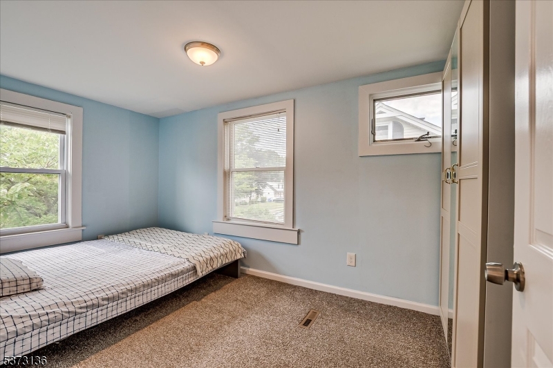 South Plainfield Boro, New Jersey 07080, United States, 3 Bedrooms Bedrooms, ,2 BathroomsBathrooms,Residential,Active,177376