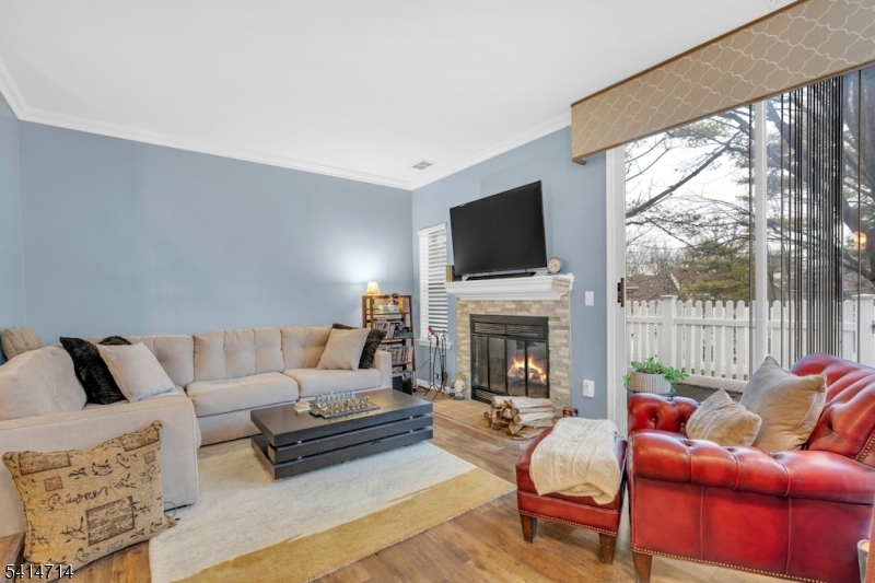 Crestmont Highlands - Residential