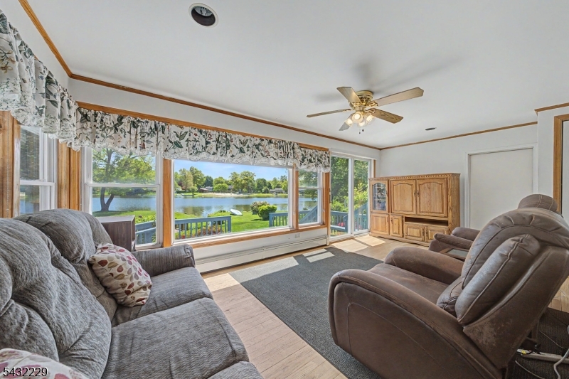 Lake Intervale - Residential