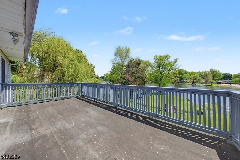 Lake Intervale - Residential