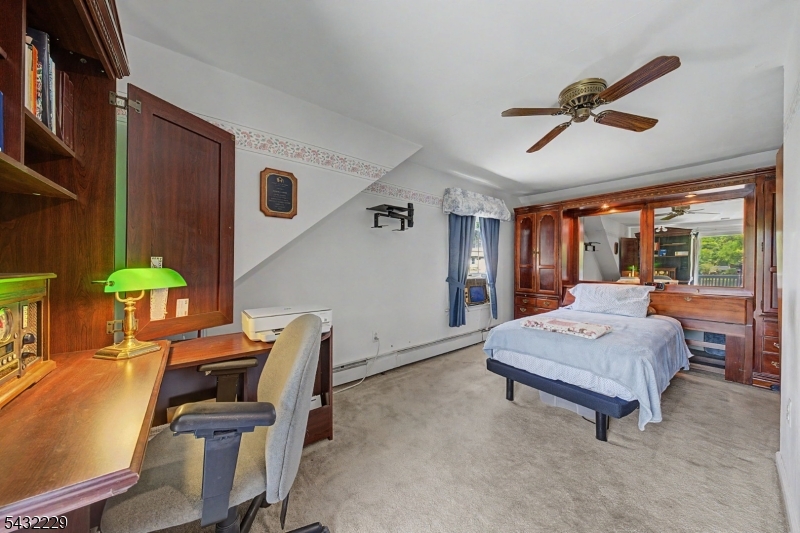 Lake Intervale - Residential