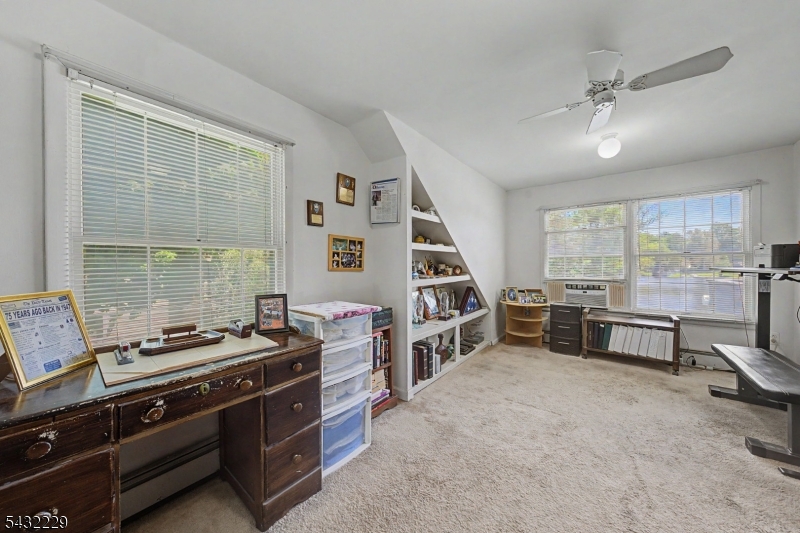 Lake Intervale - Residential