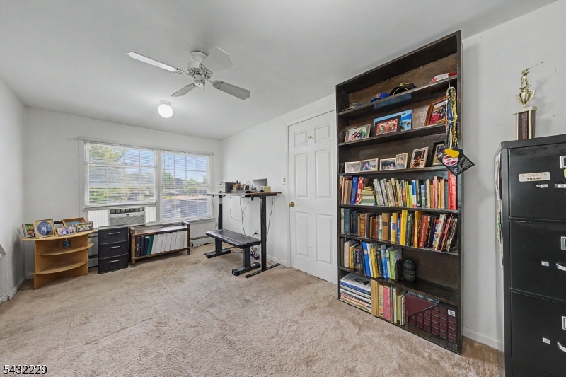 Lake Intervale - Residential