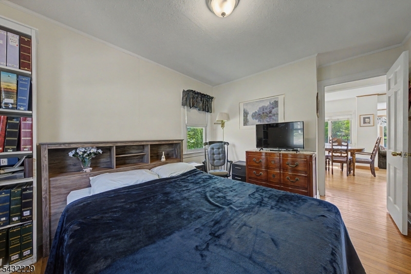 Lake Intervale - Residential