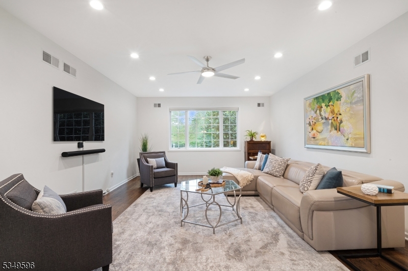 Bel Air - Residential