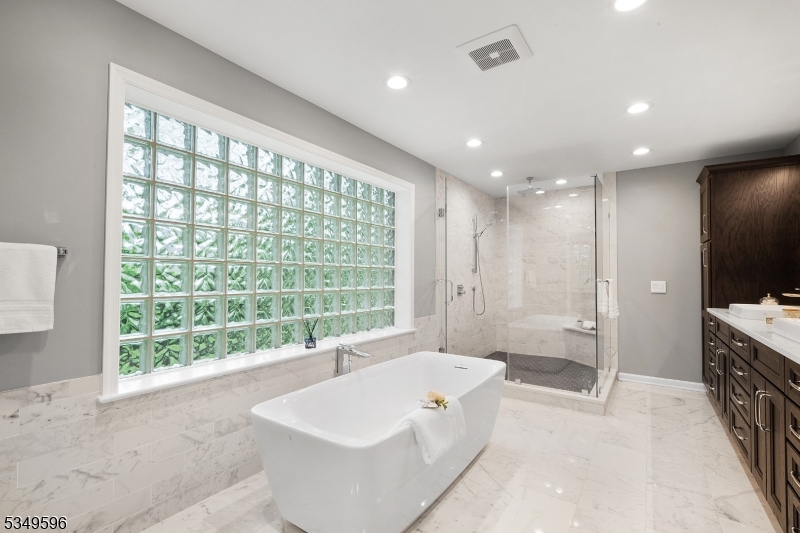 Bel Air - Residential