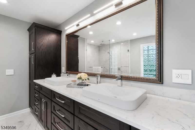 Bel Air - Residential