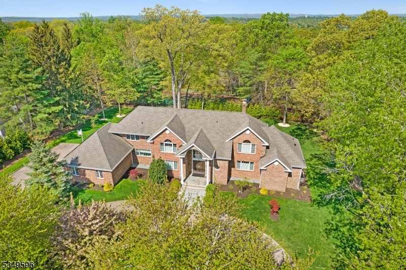 30 Mountain Ridge Dr