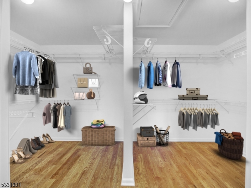 POETS PEAK - Residential