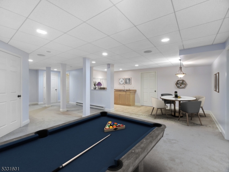 POETS PEAK - Residential