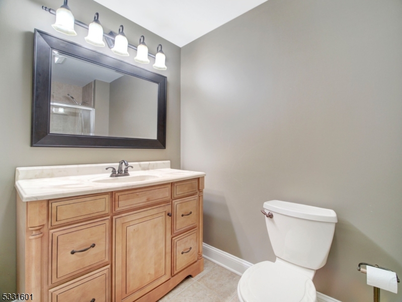 POETS PEAK - Residential