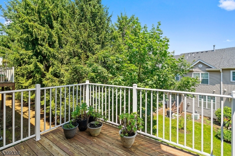 Montgomery Hills - Residential