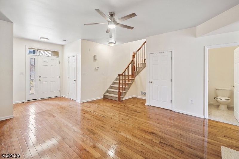 Montgomery Hills - Residential