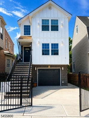 45 NEW ST # 1, EAST ORANGE, NJ 07017 - Image df885319c480b26f4ae4fdc8f4eb0d3e/4273130371