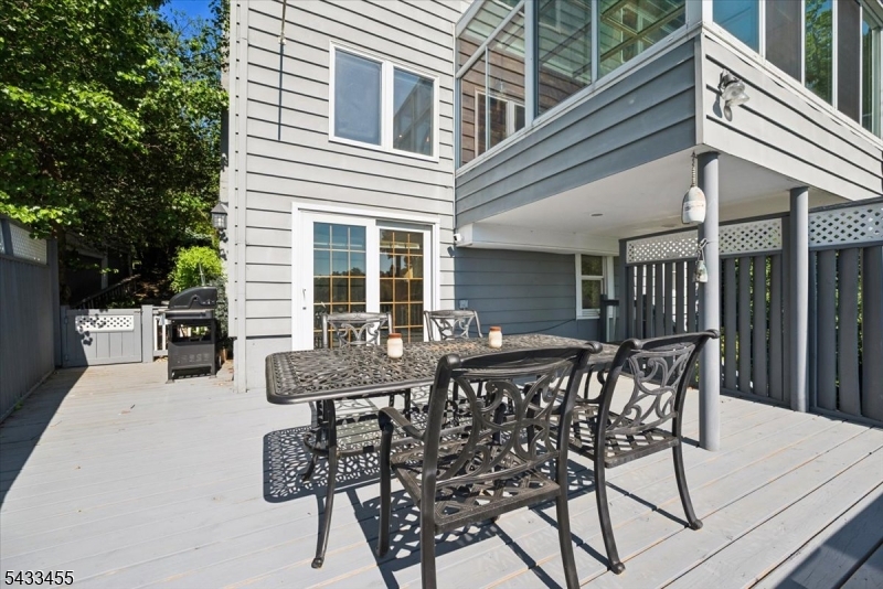 Rainbow Lakes - Residential