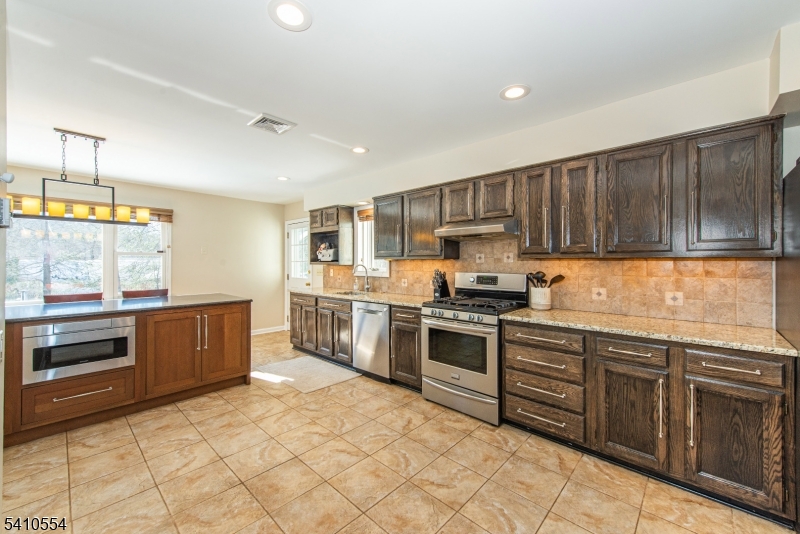 Ironia - Residential