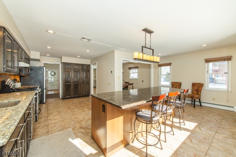 Ironia - Residential