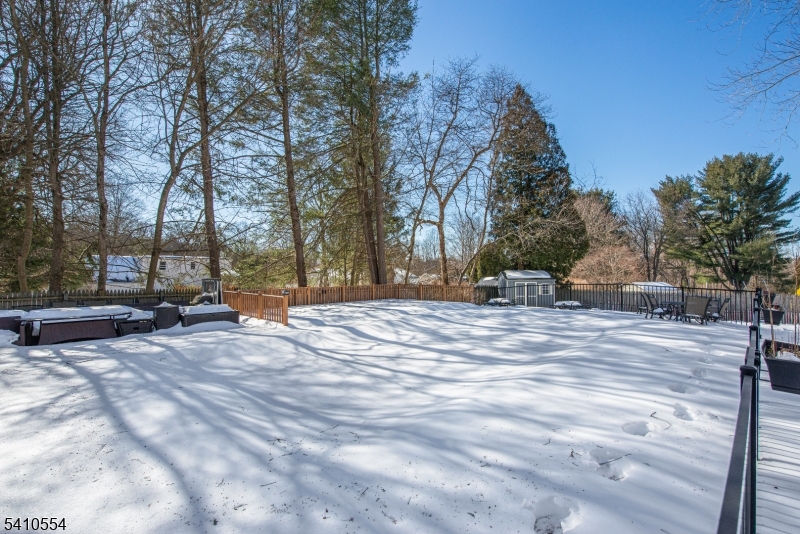 Ironia - Residential