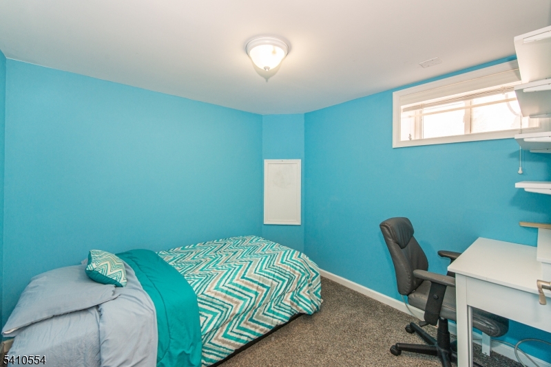 Ironia - Residential