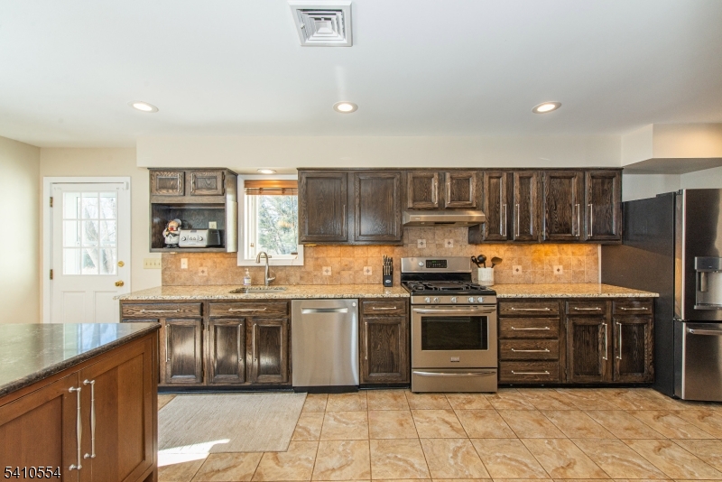 Ironia - Residential