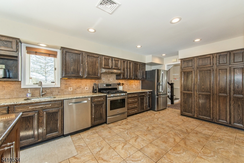 Ironia - Residential