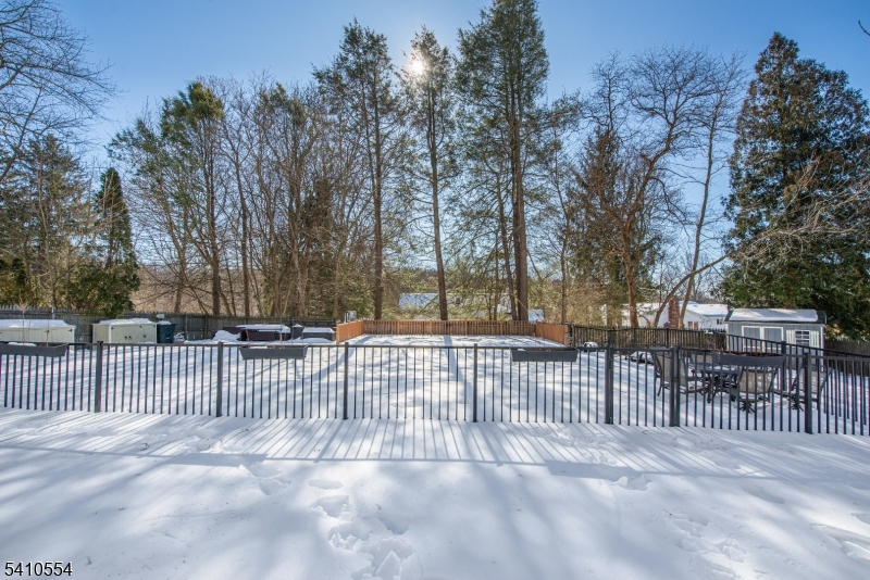 Ironia - Residential