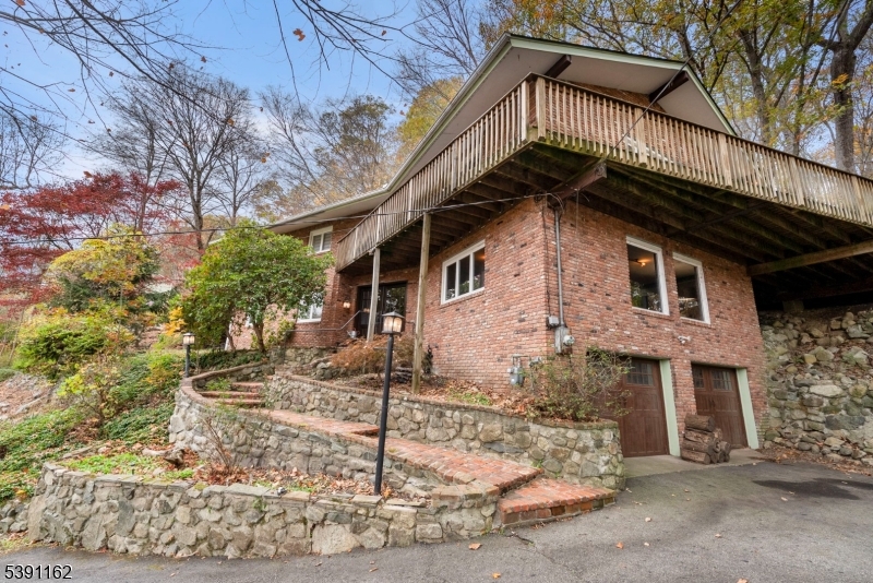 Cupsaw Lake - Residential