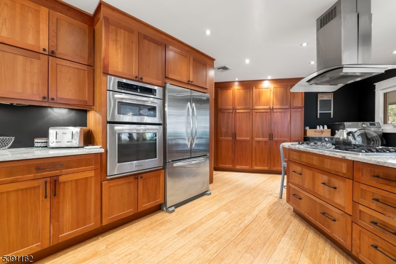 Cupsaw Lake - Residential