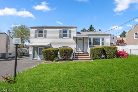 516 Chester Ave, Roselle Park Boro, NJ 07204 - #: 3948411