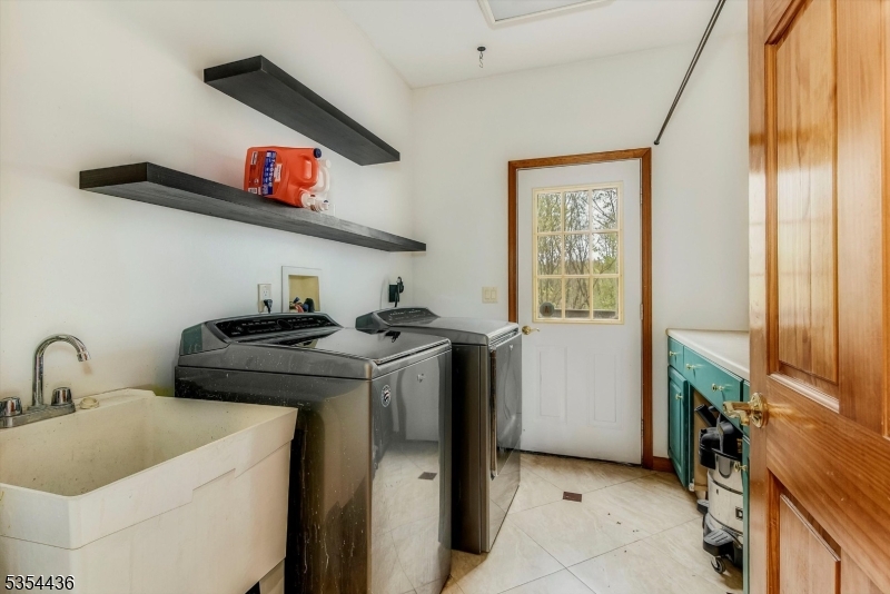 Sunset Lakes - Residential