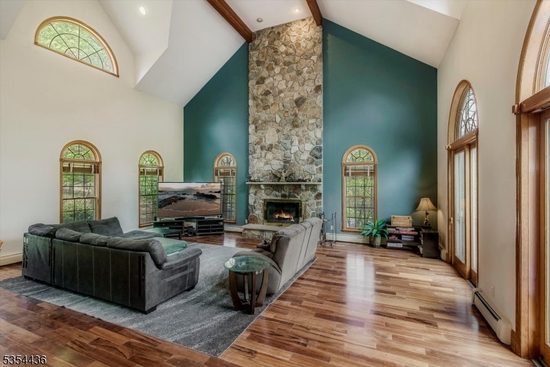 Sunset Lakes - Residential