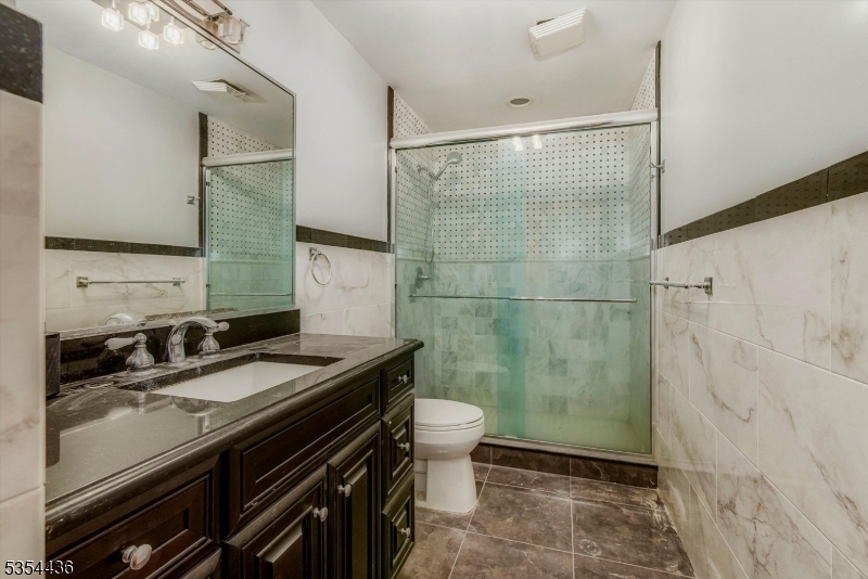 Sunset Lakes - Residential