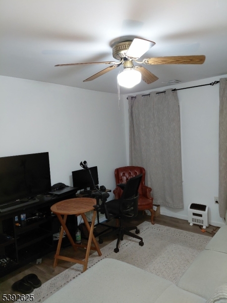 GARRETT HEIGHTS - Residential