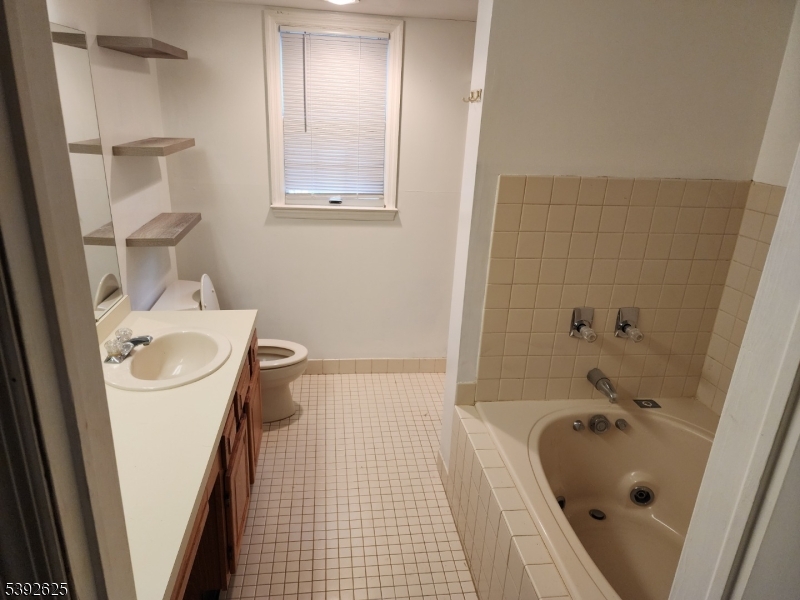 GARRETT HEIGHTS - Residential