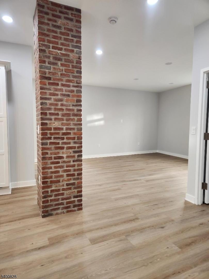 Renaissance Towers - Residential Lease