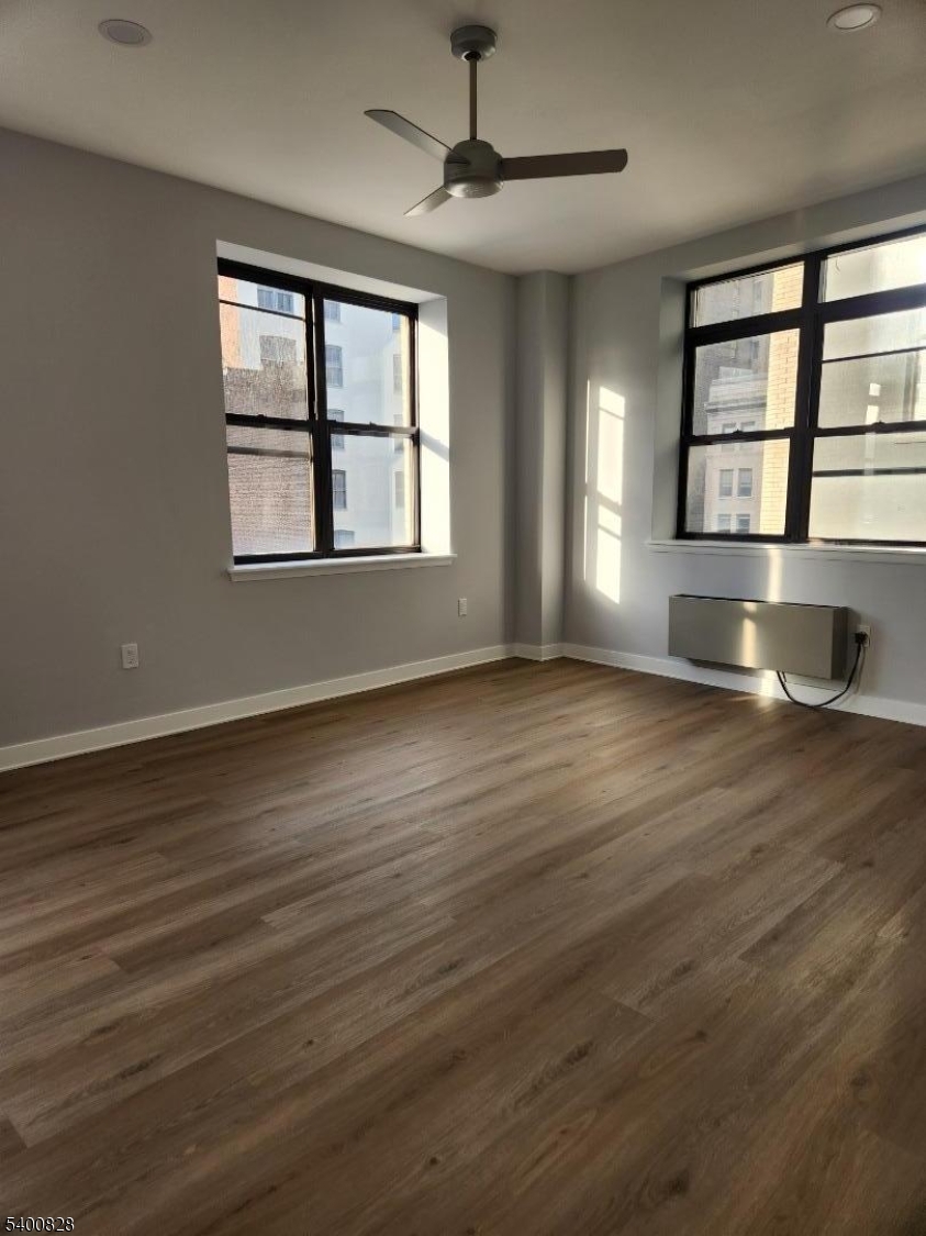 Renaissance Towers - Residential Lease