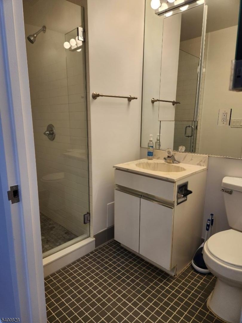 Renaissance Towers - Residential Lease