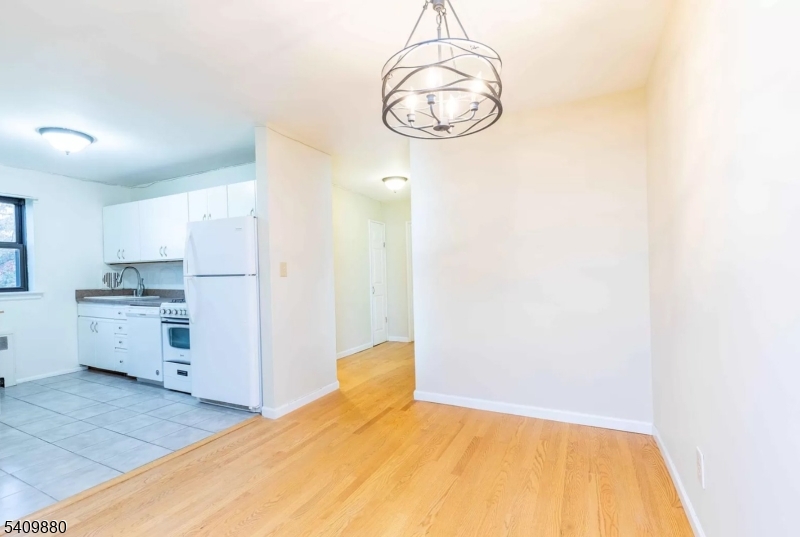 Briar Hall - Residential