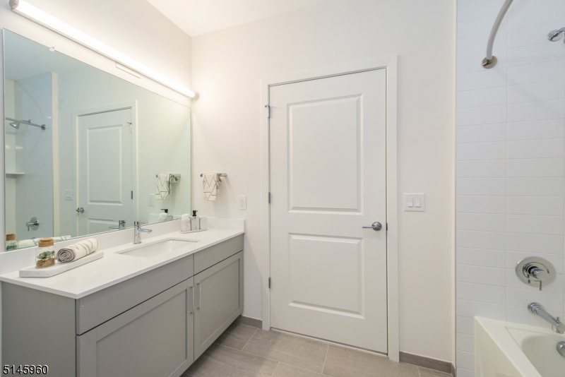 The Kingsley - Residential Lease