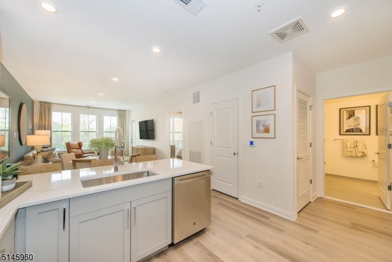 The Kingsley - Residential Lease