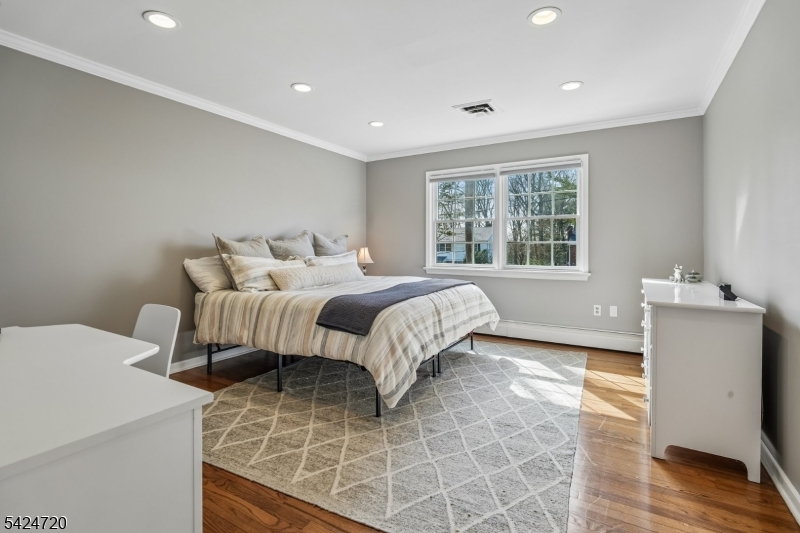 Broadlawn - Residential