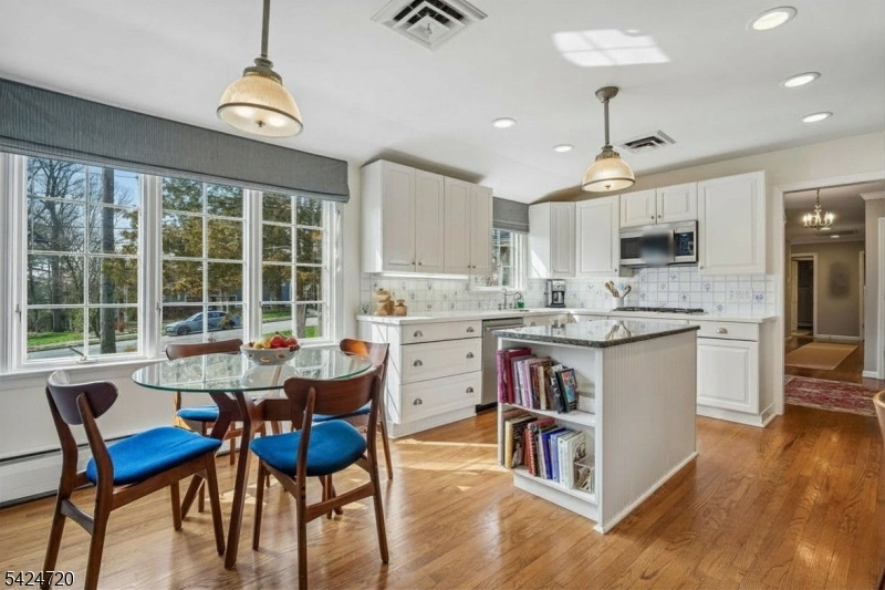 Broadlawn - Residential