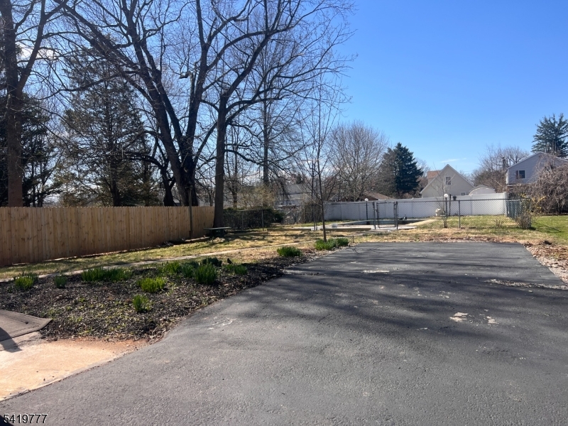 Bradley Gardens - Residential