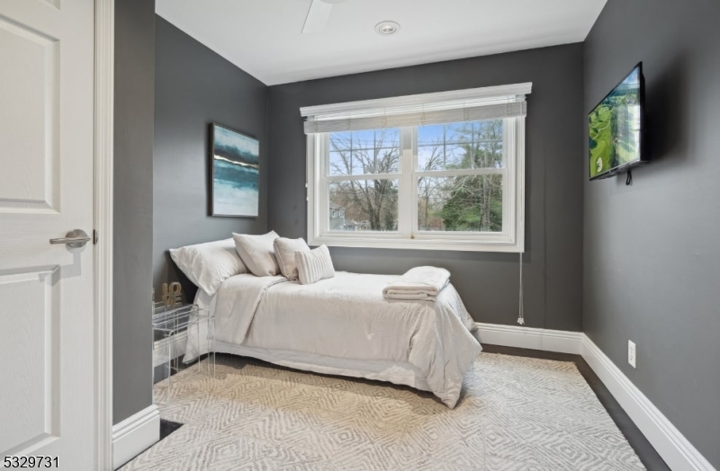 Collins - Residential