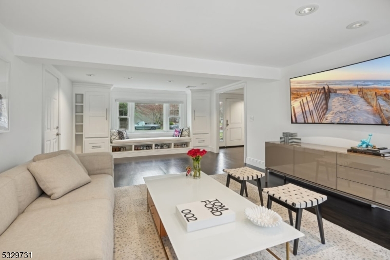 Collins - Residential