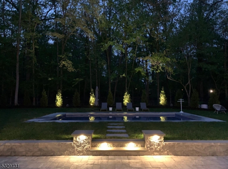 Collins - Residential