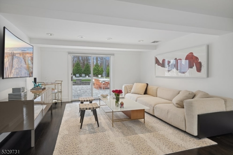 Collins - Residential